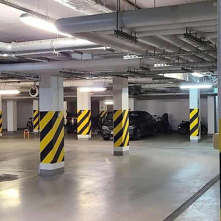Wellsituated 1 Bedroom Condo In Warsaw Freeparking Ngoại thất bức ảnh