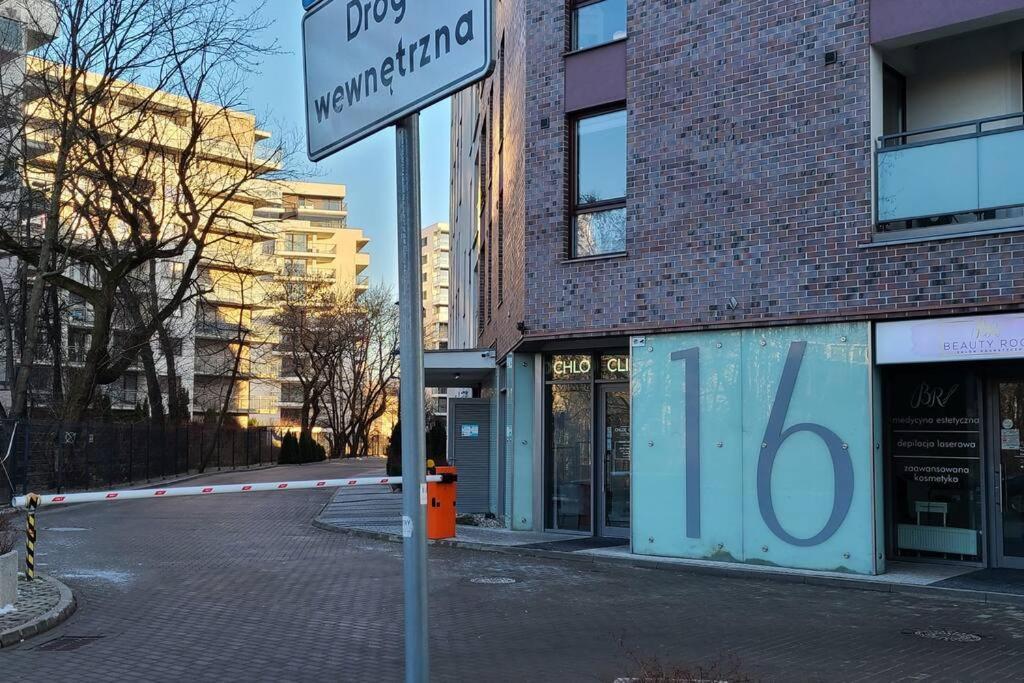 Wellsituated 1 Bedroom Condo In Warsaw Freeparking Ngoại thất bức ảnh