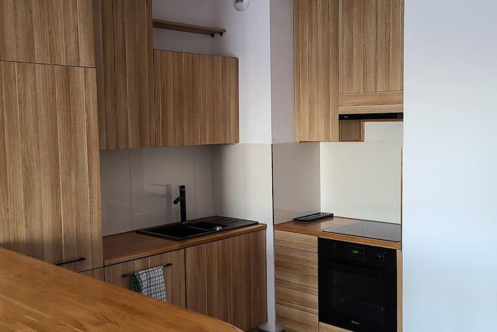 Wellsituated 1 Bedroom Condo In Warsaw Freeparking Ngoại thất bức ảnh