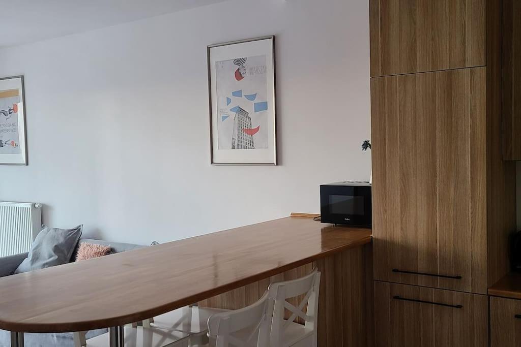 Wellsituated 1 Bedroom Condo In Warsaw Freeparking Ngoại thất bức ảnh