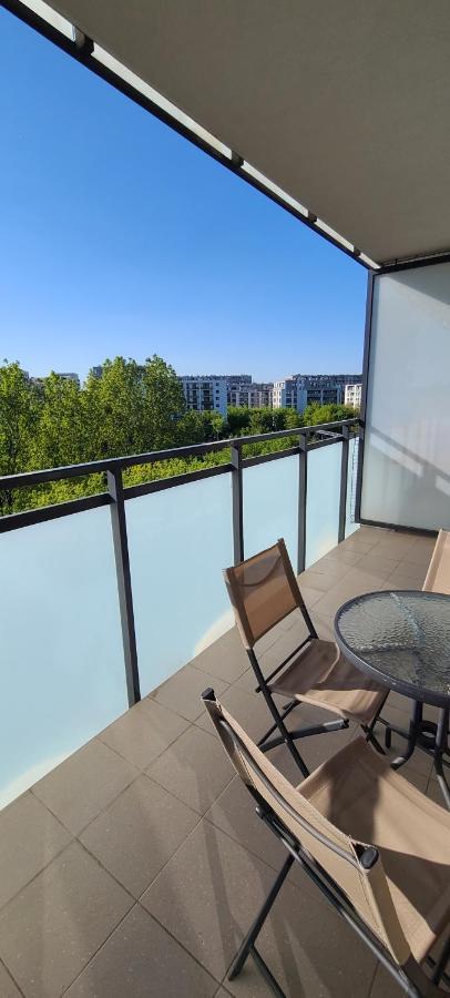 Wellsituated 1 Bedroom Condo In Warsaw Freeparking Ngoại thất bức ảnh